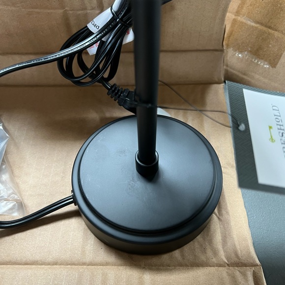 Threshold Table Lamp - Picture 3 of 7